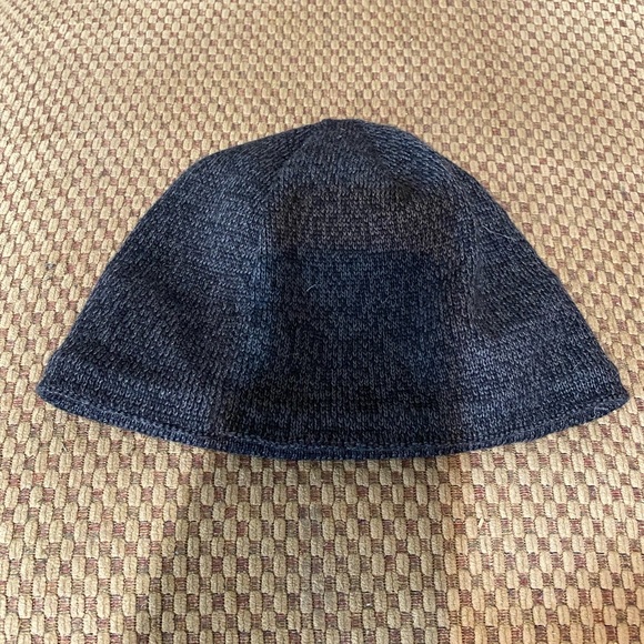 North Face toboggan - Picture 2 of 4